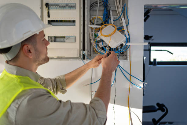 Best Circuit Breaker Repair  in Donald, OR